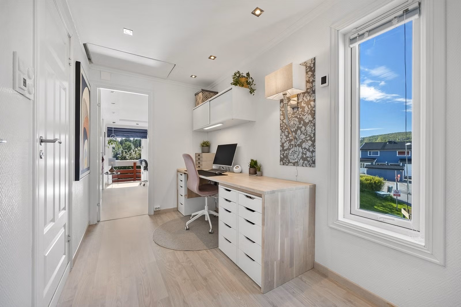 Hjemmekontor løsning i gangen i 2 etasje